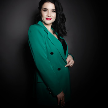 Портретна зйомка. Діловий портрет
                    Фотограф Олена Червоноград