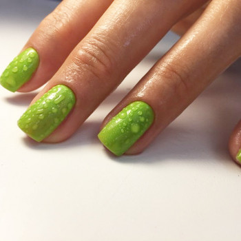 Салатовый маникюр, фото - мастер маникюра Юлия Мацун