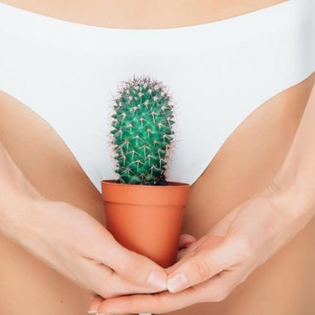 Глибоке бікіні: воскова депіляція або шугаринг