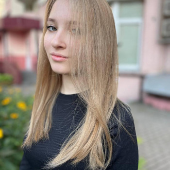 Фарбування з освітленням, шатуш
                    Салон красоты Fargo Киев