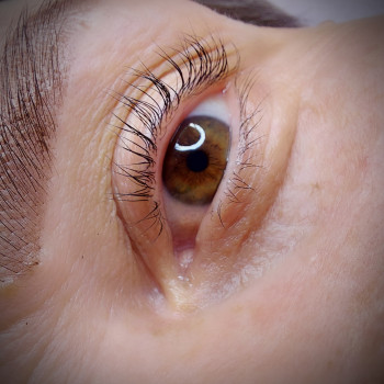 Ламінування вій
                    Візажист Мілена Хмельницький