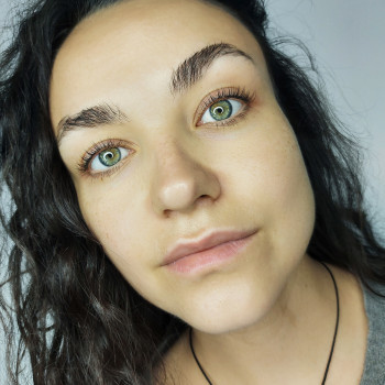 Ламінування вій
                    Візажист Мілена Хмельницький