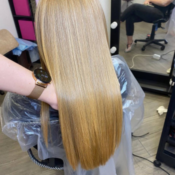 Кератиновое выпрямление