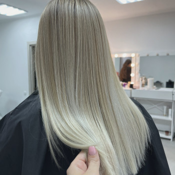 Сложное окрашивание
                    Перукар-колорист Ирина Вишневе