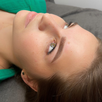 Пудрове напилення брів
                    Мастер перманентного макияжа Юля Киев