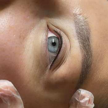 Міжвійка
                    Мастер перманентного макияжа Юля Киев