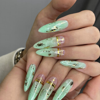 Манікюр апаратний чи комбінований, з покриттям або без, моделювання нігтів
                    Майстер манікюру Юлія Зміїв