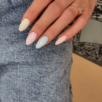 Маникюр весна в пастельных тонах, фото - Мастер маникюра Анна Моторная