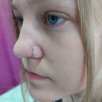 Пирсинг, прокол ушей, пупка, микродермал Александрия
                    Салон красоты LASH&BEAUTY STUDIO Александрия