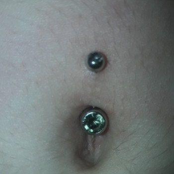 Пирсинг, прокол ушей, пупка, микродермал Александрия
                    Салон красоты LASH&BEAUTY STUDIO Александрия