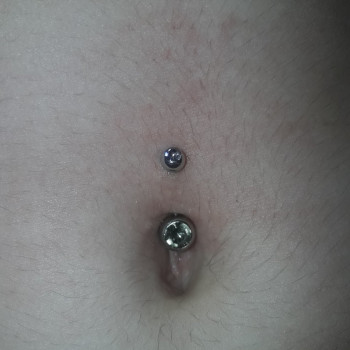 Пирсинг, прокол ушей, пупка, микродермал Александрия
                    Салон красоты LASH&BEAUTY STUDIO Александрия