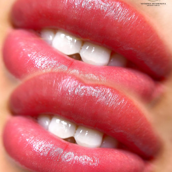 Напилення губ
                    Мастер перманентного макияжа Евгения Кременчуг