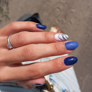 Дизайн нігтів
                    Мастер маникюра Олександра Коростышев