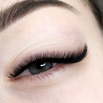 Нарощення вій
                    Лешмейкер Юлія Днепр