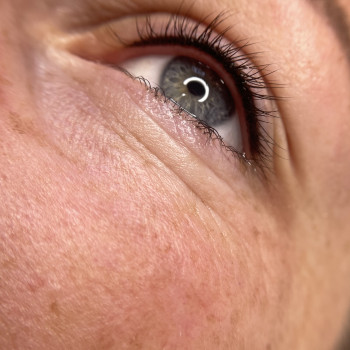 Перманент міжвійки
                    Бровист Елена Днепр