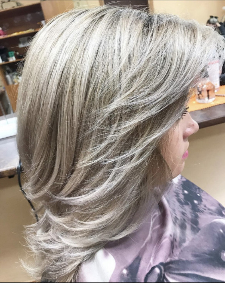 Стрижка каскад на середнє волосся жіноча, фото - Перукар-колорист Галина Переверзєва