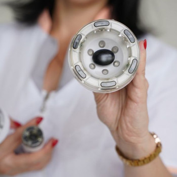 Ультразвуковая кавитация (безоперационная ультразвуковая липосакция)
                    Косметолог Дарья Одесса