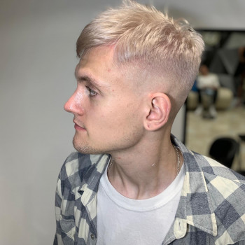 Окрашивание волос
                    Салон краси Festival Beauty Запоріжжя