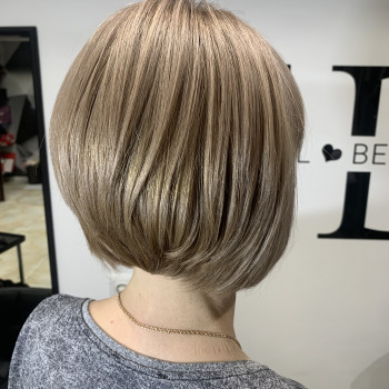 Окрашивание волос
                    Салон краси Festival Beauty Запоріжжя