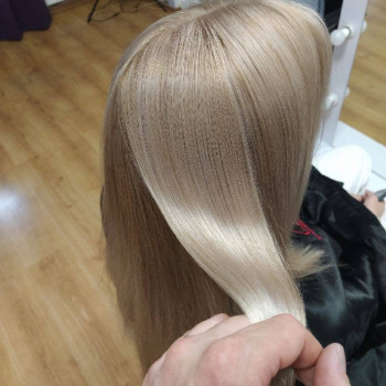 Фарбування волосся
                    Перукар Вячеслав Київ