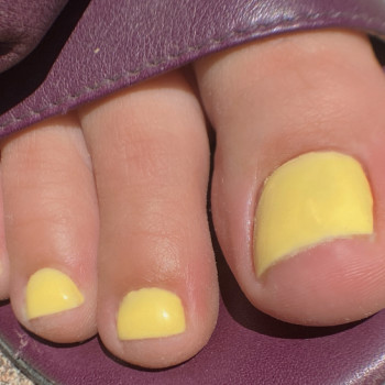 Фото з портфоліо майстра Юлія Костик (майстер манікюру, Ужгород)