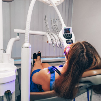 Відбілюванн зубів Magic Smile