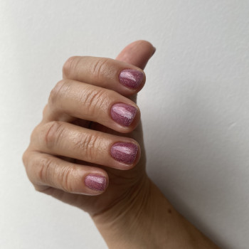 Маникюр
                    Мастер маникюра Дарья Кривой Рог