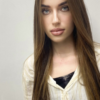 ВИХІД З ТЕМНОГО
                    Салон краси My Dream Одеса