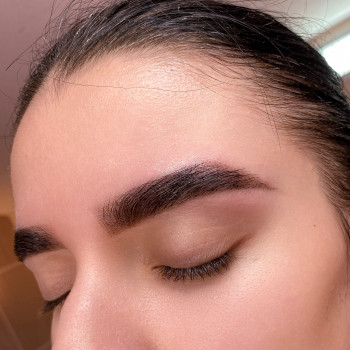 Корекція + фарбування брів