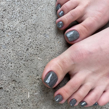 Педикюр
                    Салон краси En Ajoure Київ