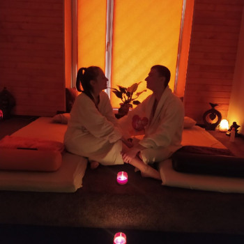 Масаж для пари (для двох)
                    СПА-салон PL studio Полтава