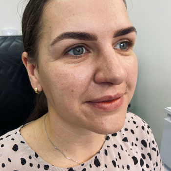 Моделювання та пофарбування брів