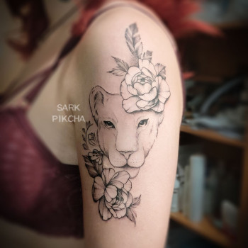 на плече, лев, тату на плече, тату лев, львица