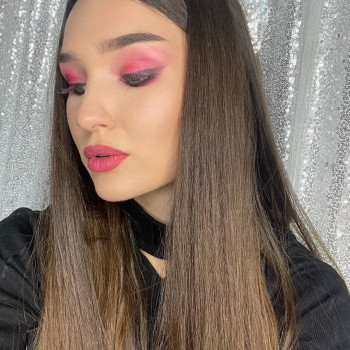 Макияж / Макіяж / Вечірній макіяж / Дневной макияж / Свадебный макияж
                    Салон красоты НоготОк Киев