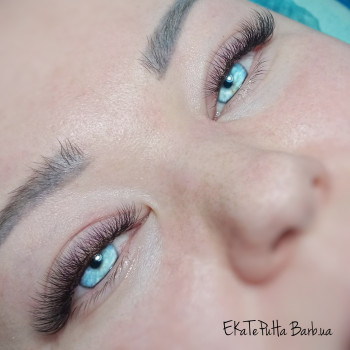 Наращивание ресниц
                    Мастер маникюра Екатерина Днепр