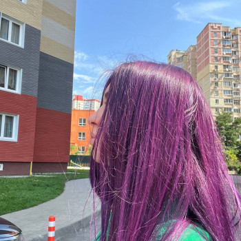 фиолетовый цвет волос, фиолетовые волосы