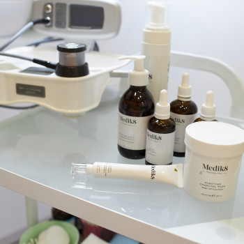 Лазерна Біоревіталізація Vitalaser
                    Косметологический центр Skin Studio Beauty FULL Львов