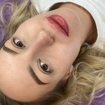 3 зони: брови, губи, міжвійка