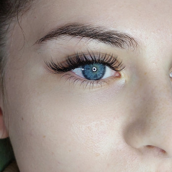 Нарощування вій
                    Лешмейкер Валерія Київ