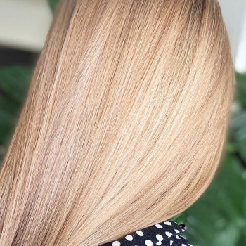 Фарбування волосся
                    Парикмахер Иванна Одесса