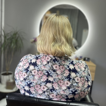 Холодна реконструкція
                    Парикмахерская Blondi studio Луцк