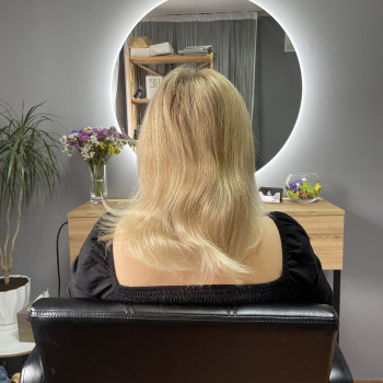 Холодна реконструкція
                    Парикмахерская Blondi studio Луцк