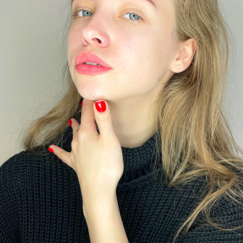 Оформлення брів хною чи фарбою
                    Бровіст Елена Дніпро