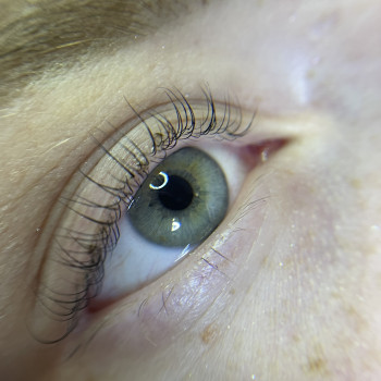 Ламінування вій
                    Майстер перманентного макіяжу Анастасія Кривий Ріг