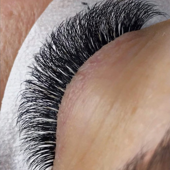 Нарощення вій. Класика, 2D, 3D
                    Майстер депіляції Ірина Рівне