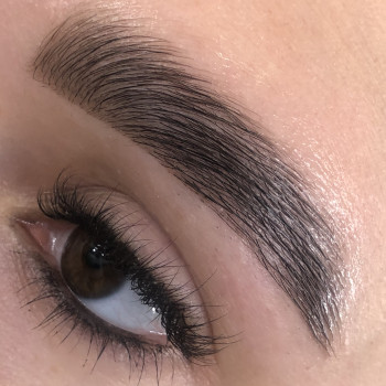 Брови, оформлення брів
                    Бровист Марина Львов