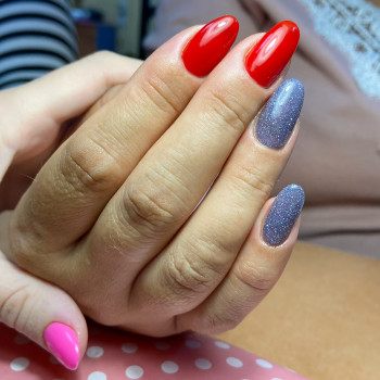 Красный маникюр с блестками серый, фото - Мастер маникюра Вікторія Діділівська