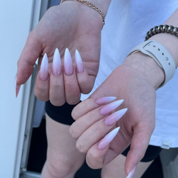 Нарощування нігтів
                    Мастер маникюра Марина Винница