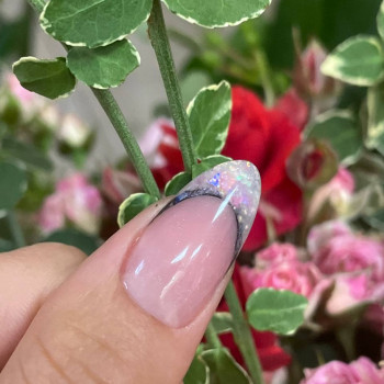 Нарощування нігтів
                    Мастер маникюра Марина Винница