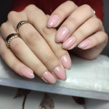 Фото з портфоліо майстра Валентина Кравченко (майстер манікюру, Черкаси)